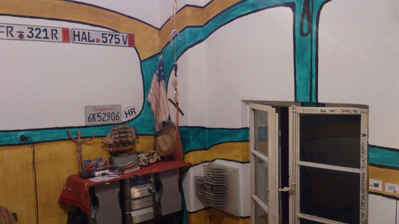 Illustration for article titled This Kid Painted His Room To Look Like The Inside Of A Beetle